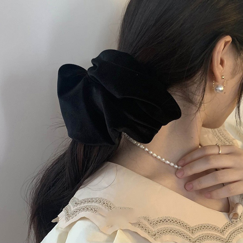 Oversize Black Velvet Scrunchi - огляд і ціна Winter Headband Fleece
